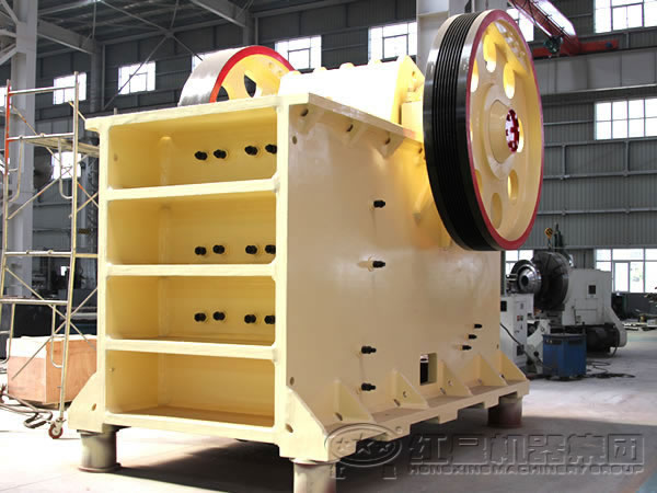 打石機(jī),顎式打石機(jī)，顎式破碎機(jī)